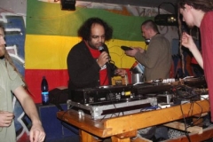Reggae Grooves Sound System, Yacht Club, Brno (CZ). 2002